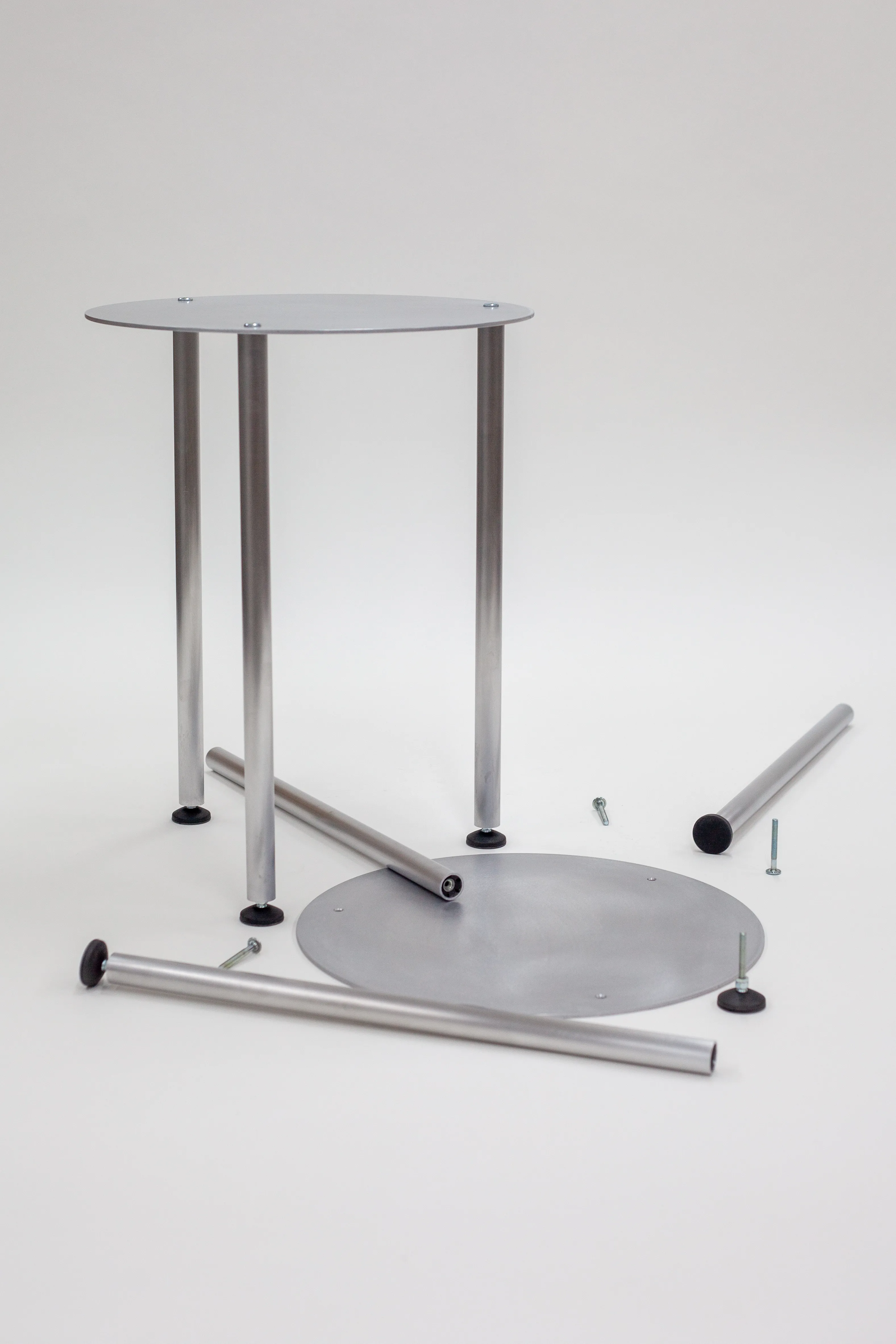 Mobilier chez Marc.